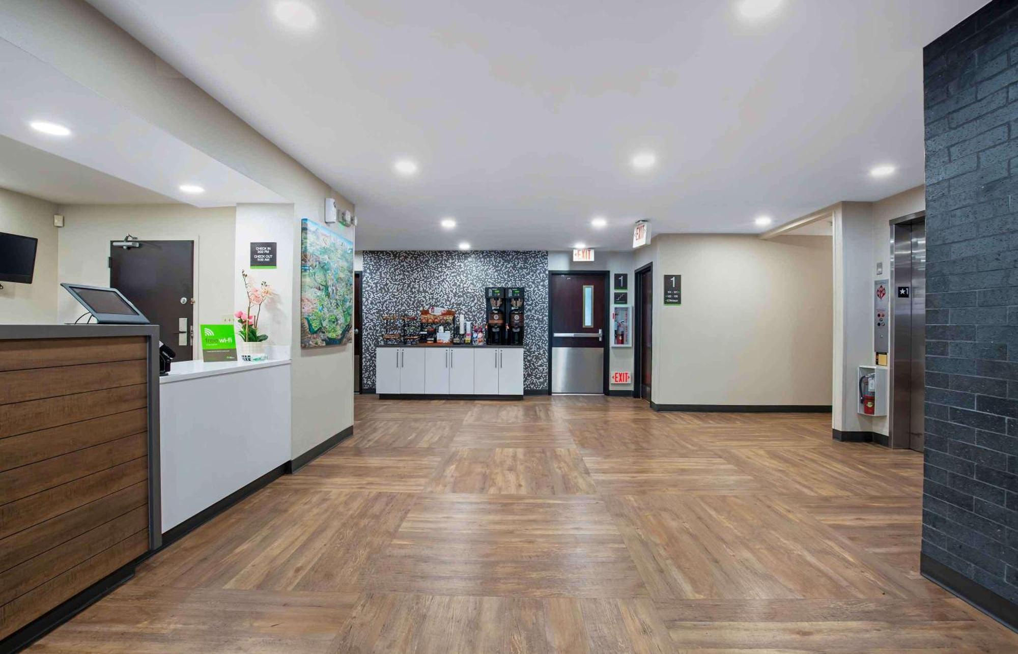 Extended America - Washington, Dc - - Landmark Hotel 2*